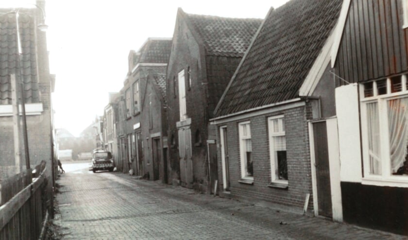 De Achterdijk circa driekwart eeuw geleden.