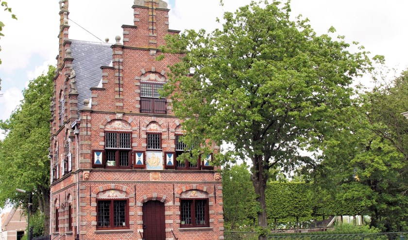 Het prachtige raadhuis van Graft is een absolute parel in Laag Holland.