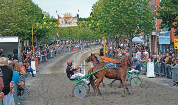 <p>Harddraverij Medemblik weer als vanouds.</p>