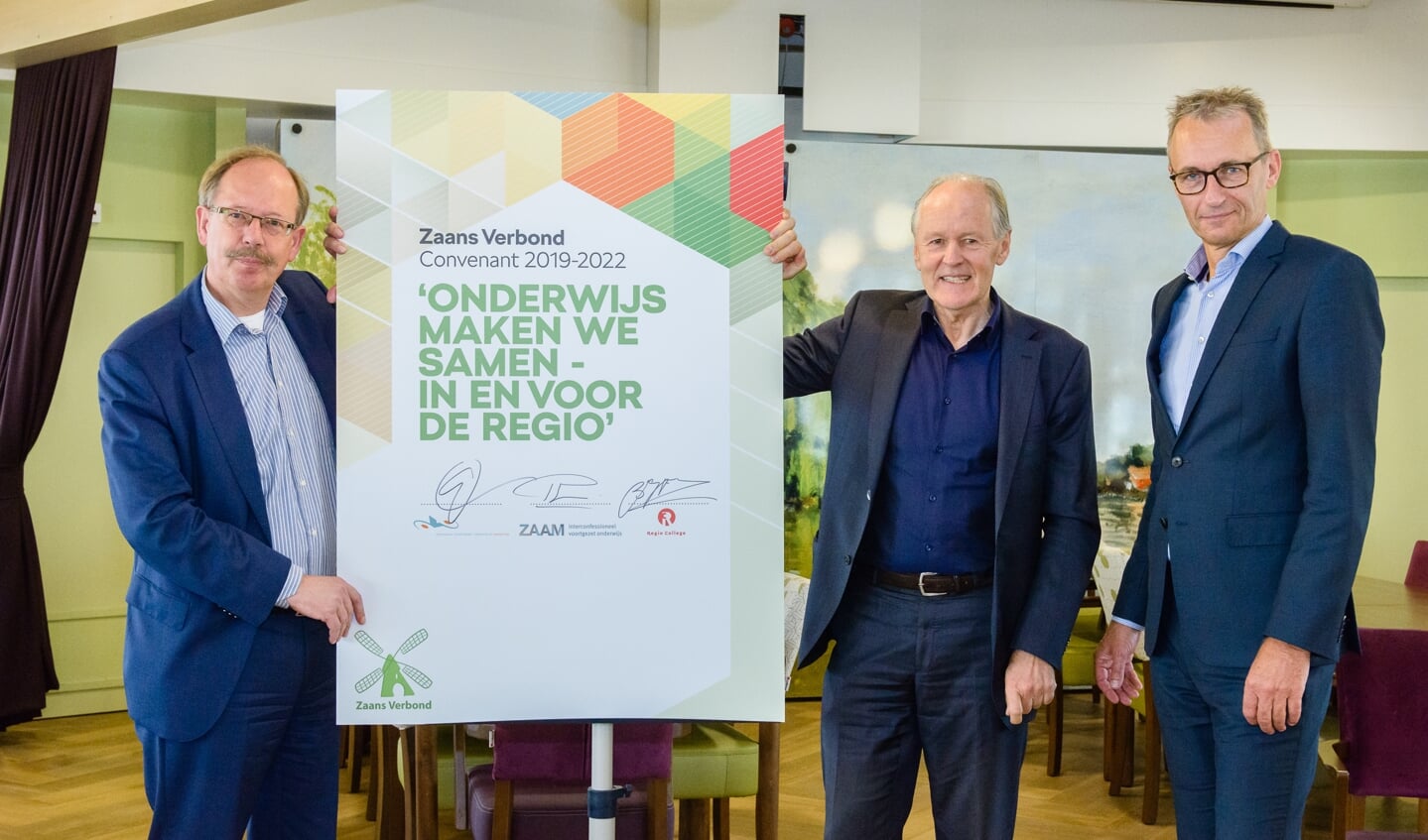 De Zaanse besturen ondertekenden een nieuw convenant Zaans Verbond in Zorgcentrum Mennistenerf in Zaandam, een van de partners in het opleiden voor medewerkers in de zorg.