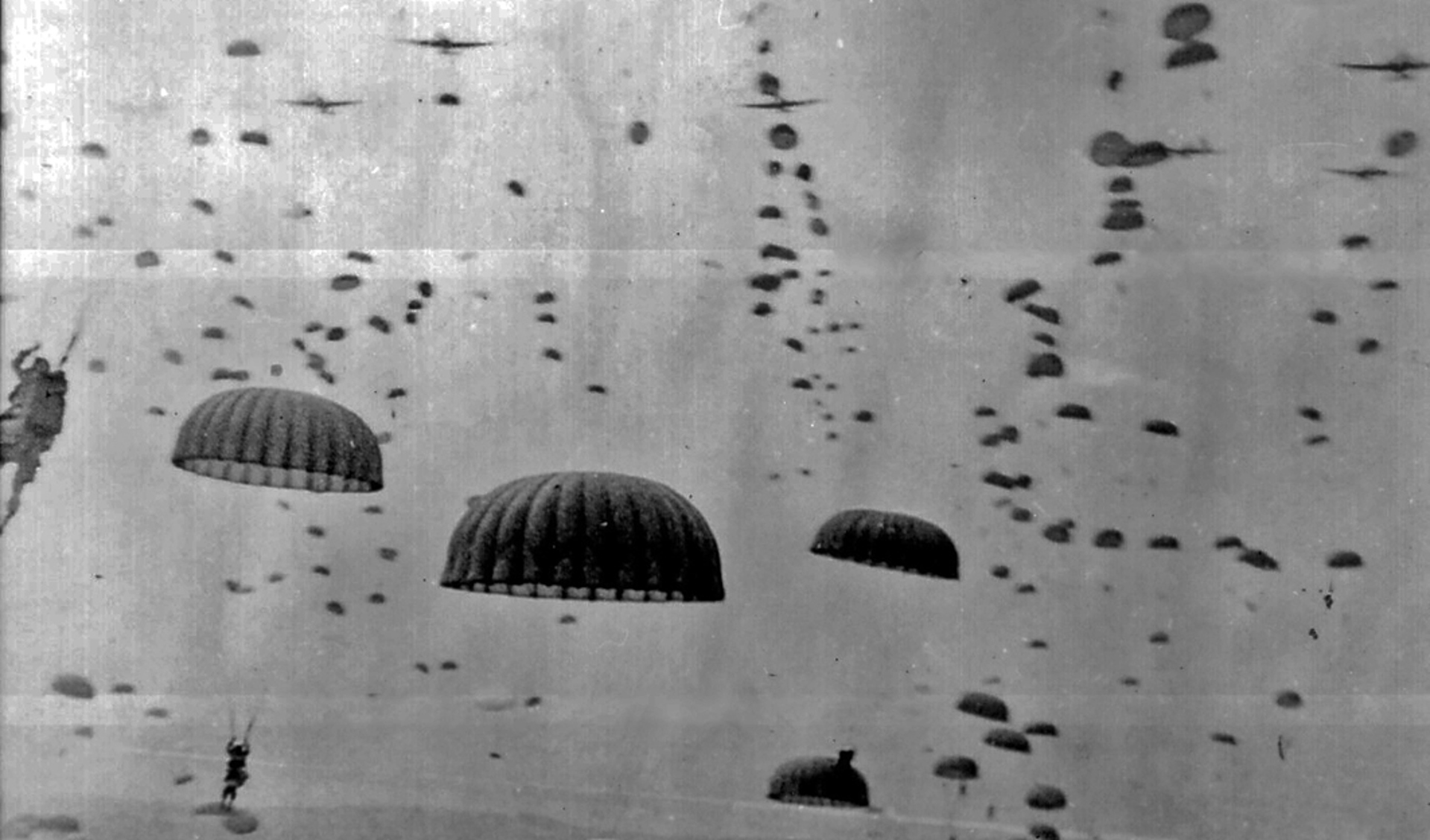 Heel veel parachutisten zijn gedropt tijdens Operatie Market Garden. 