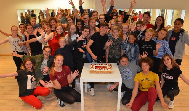 De 'Musical 2.0 Topklas'-cast van 'High School Musical'.