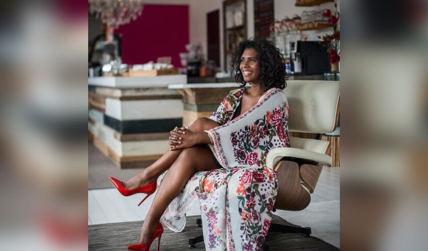 Rajani Ott praat en handelt vanuit eigen ervaring.