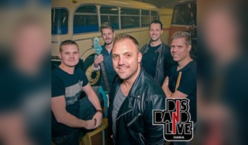 Dis Band Live.