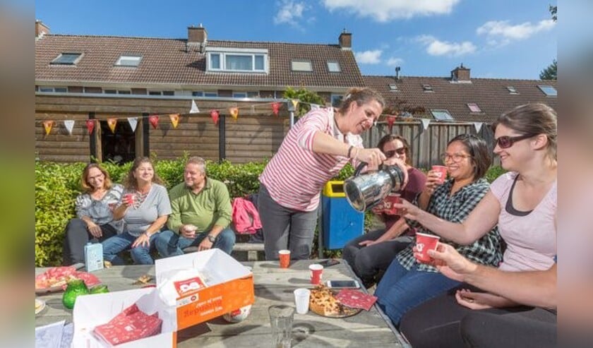 De Bewonersvereniging Bergen Centrum (BBC) nodigt u uit om samen Burendag te vieren.