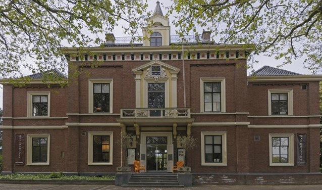 Het oude raadhuis in Hoofddorp is gekozen tot Monument van het jaar.
