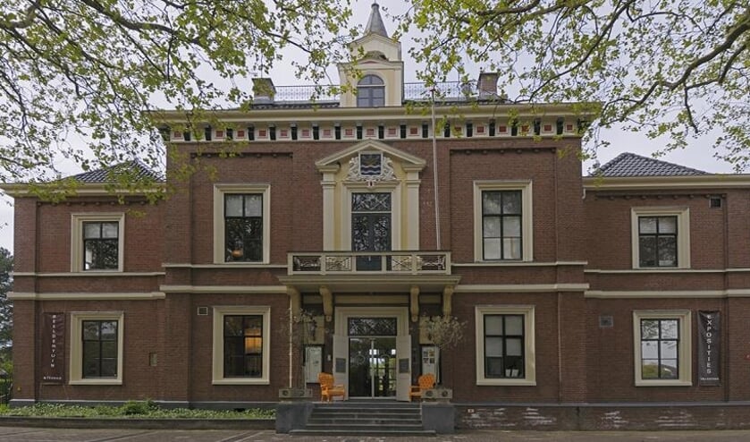 Het oude raadhuis in Hoofddorp is gekozen tot Monument van het jaar.