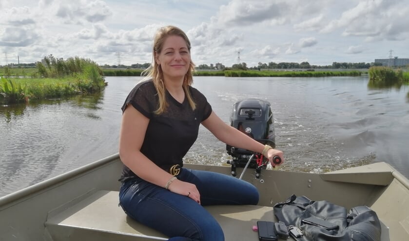 Rosemarijn trekt er zelf graag met haar boot op uit.