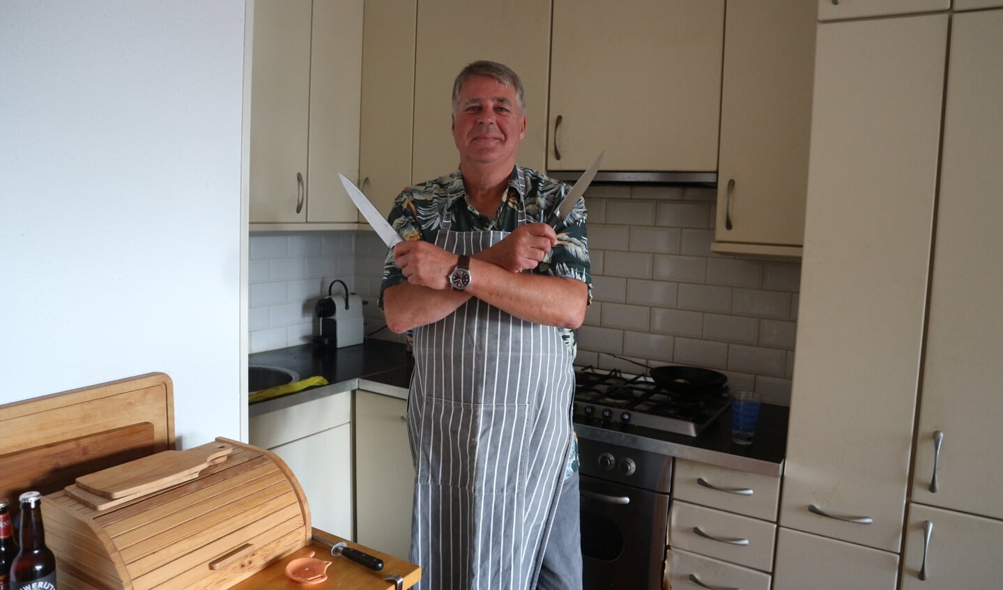 Foto: Michel van Ewijk is één van de thuiskoks die  mee doet met 'de Kook Voor Je Buur 10Daagse.' 
