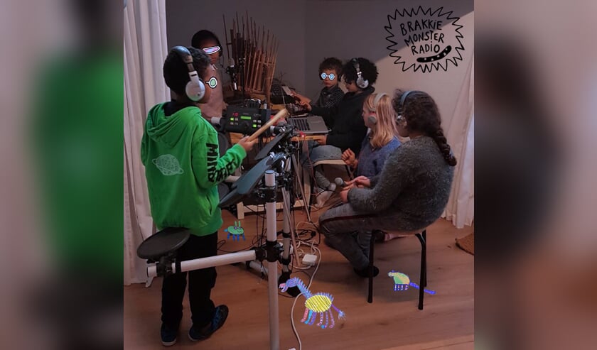 Gratis radio maken in Amsterdam-Noord voor kinderen van 6 t/m 11 jaar, van januari t/m mei 2020 op verschillende locaties in Amsterdam-Noord.