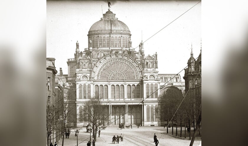 Paleis voor de Volksvlijt in Amsterdam.