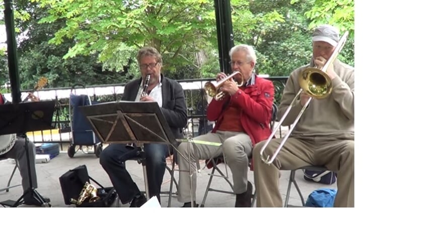 DixieDelight treedt op in Sint Pancras.