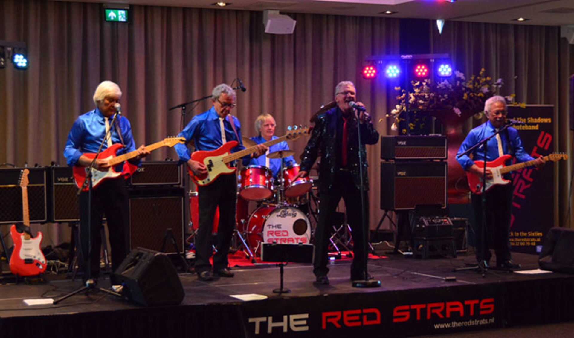 The Red Strats doen de jaren zestig herleven.