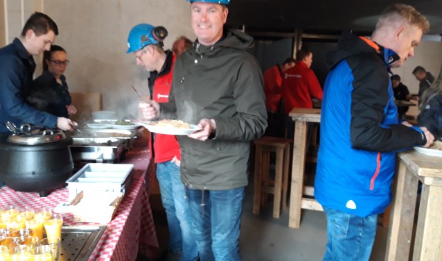 Alle medewerkers werden getrakteerd op een lunch.
