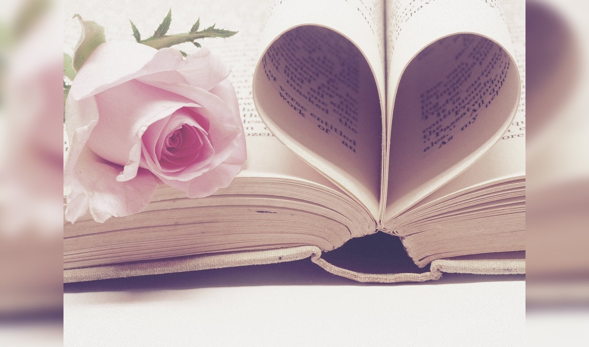 Valentijntje: Schrijf een kort gedichtje of liefdesuiting in de krant voor jouw Valentijn!
