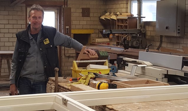 Voor Hans Duin zijn de laatste dagen in zijn werkplaats aangebroken.