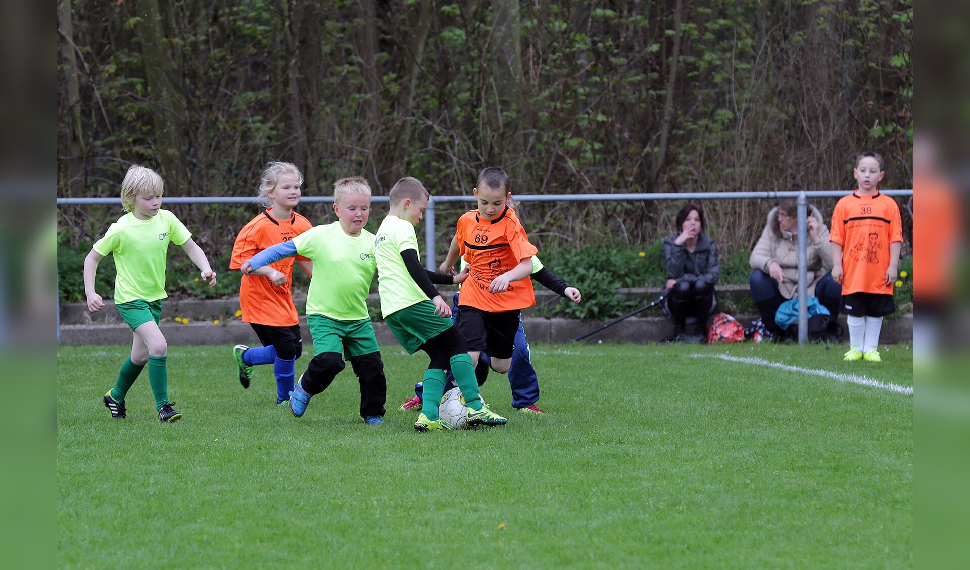 Scholen strijden om felbegeerde schoolvoetbaltitel.