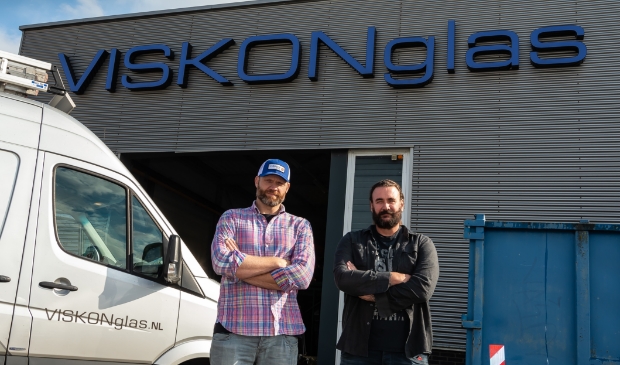 <p>Hans en Jeffry pakken de zaken energiek op.</p>