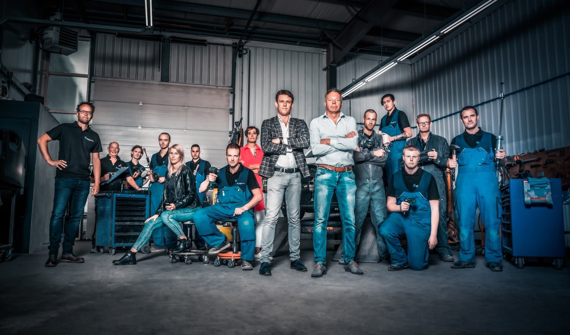 De specialisten van Autoschade Herstel Roos