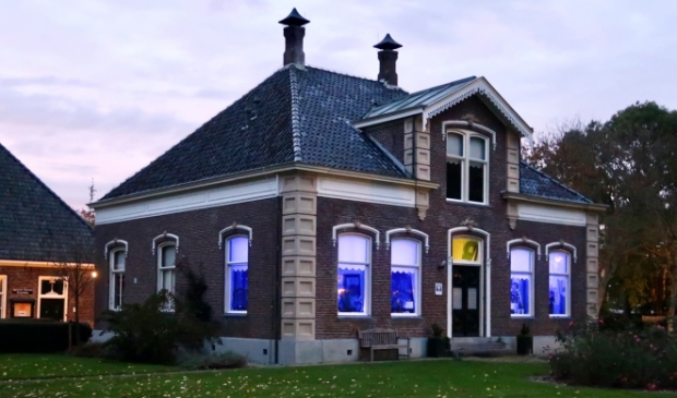 <p>Het Bezoekerscentrum is voor korte tijd blauw. </p>