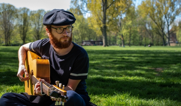 <p>Artquake organiseert zondagmiddag 15 november een workshop songwriting door Laniek Reedijk in Oudkarspel </p>