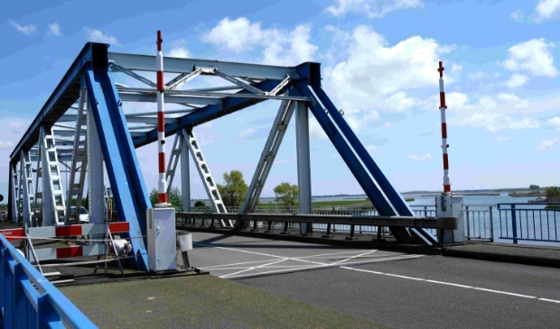 Werkzaamheden aan de Balgzandbrug