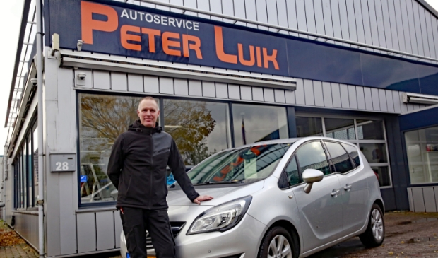 <p>Peter Luik van Autoservice Peter Luik is voortaan gevestigd in 't Zand.</p>