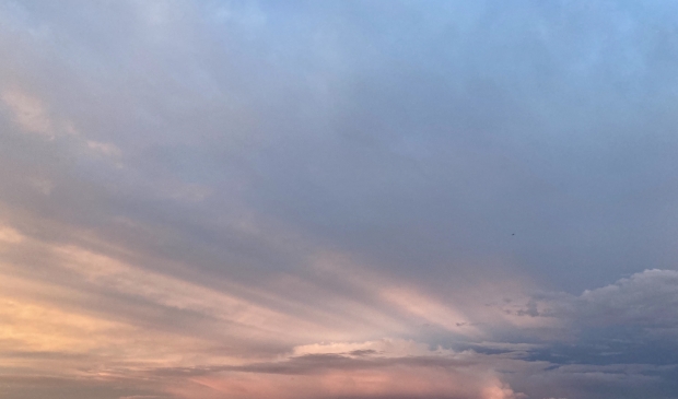 <p>Hoe mooi kan het zijn! Zonsondergang vanaf Enkhuizerzand</p>