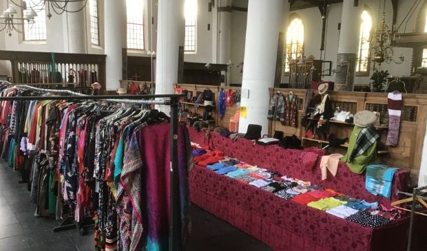 <p>Opbrengst kledingmarkt voor restauratie Bonifatiuskerk.</p>