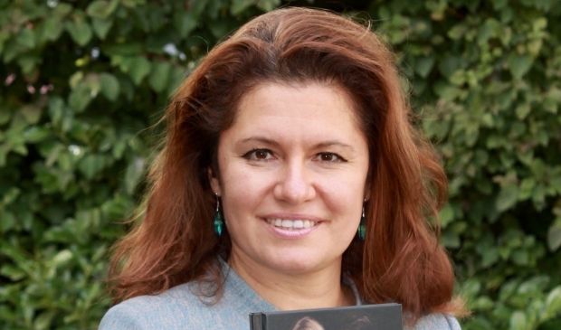 <p>Maria Genova.</p>