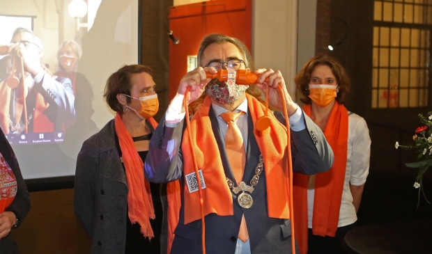 Jos Wienen kleurt Haarlem oranje.