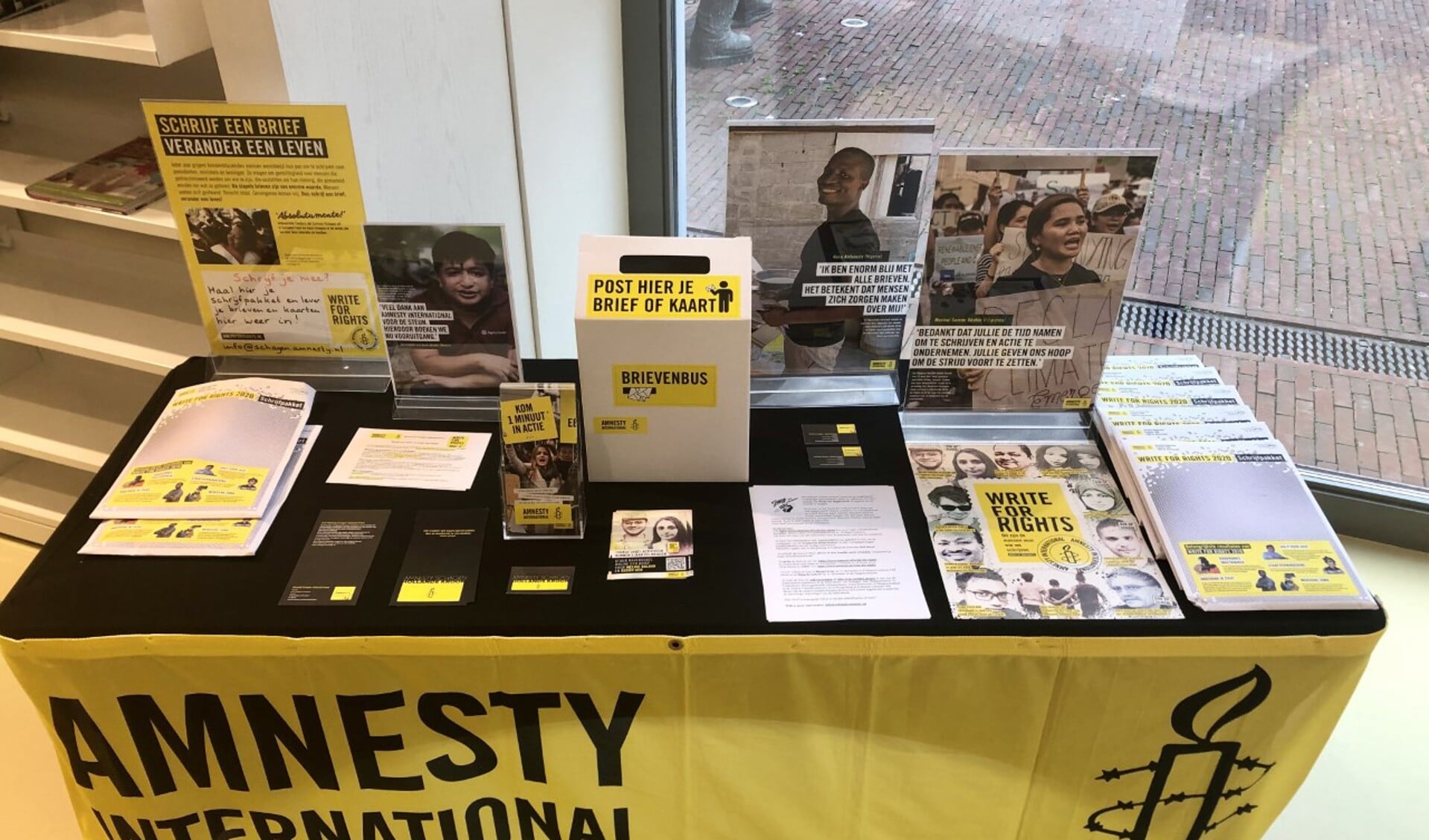 KopGroep Bibliotheken werkt al jaren mee aan de schrijfmarathon voor Amnesty.