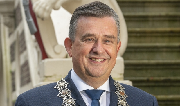 <p>Waarnemend burgemeester Emile Roemer</p>