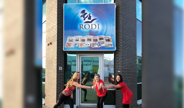<p>Het Haarlems Nieuwsblad/Rodi Haarlem feliciteert Haarlem met zijn 775e verjaardag.</p>