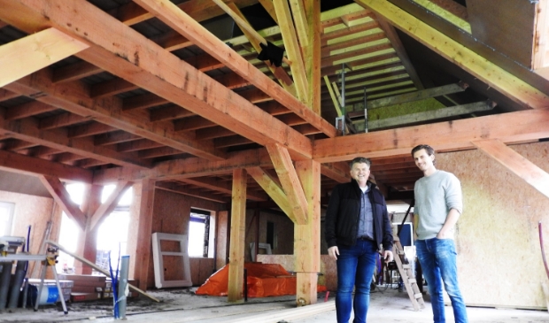 <p>Eigenaren Vincent Meurs en Nick Nota in het restaurant.</p>