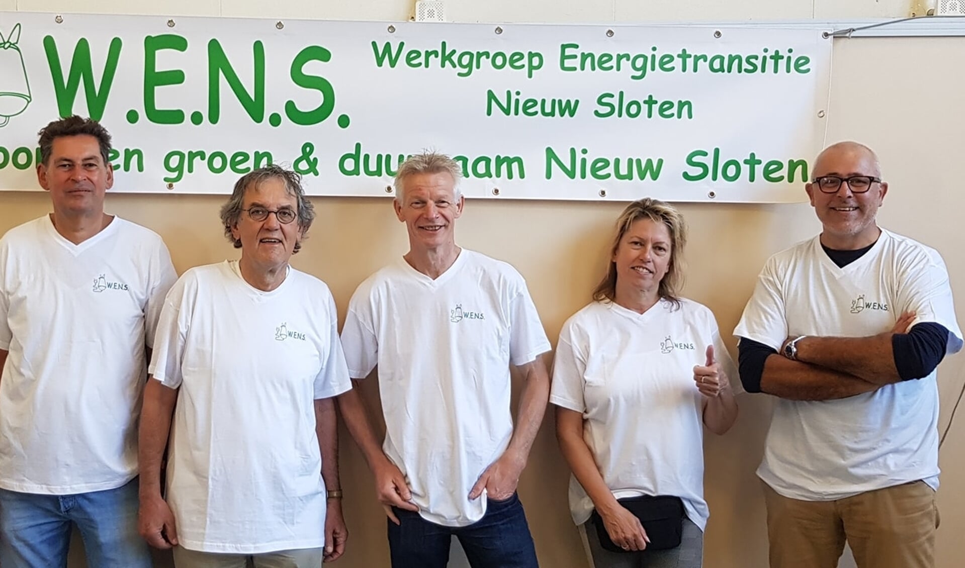 De leden van W.E.N.S. vlnr: Nico Beumer, Frans Peters, Rene Goossens, Alina Sijthoff en Hans Roeland Poolman. 