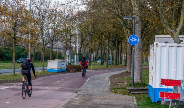 <p>Fietsers weer veilig over de Soomerwegh.</p>