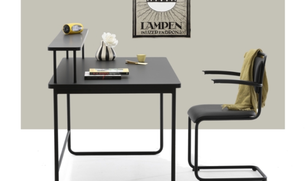 <p>Thuiswerkplek: bureau & stoel met allure.</p>