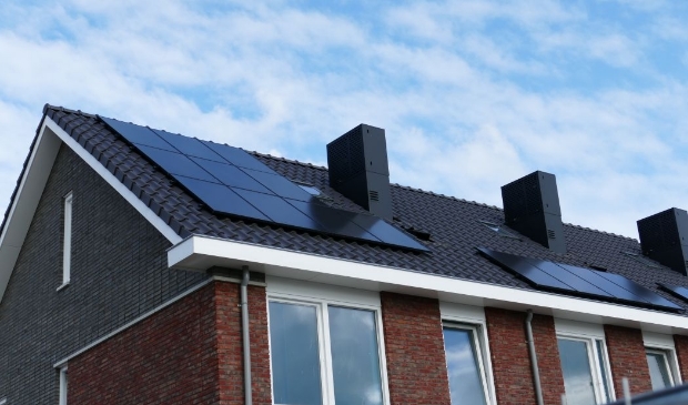 In de gemeente Hollands Kroon loopt nu een unieke zonnepanelen-actie.