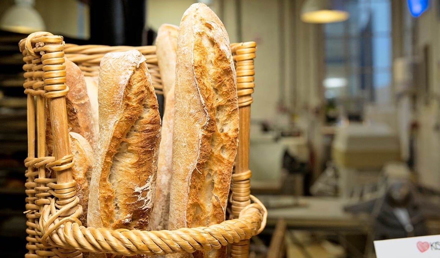 Het lekkerste stokbrood uit de Zaanstreek? De KISS Bakery gebruikt zout uit Frankrijk, meel van een Limburgse molen en een bakproces met desem in plaats van gist. 