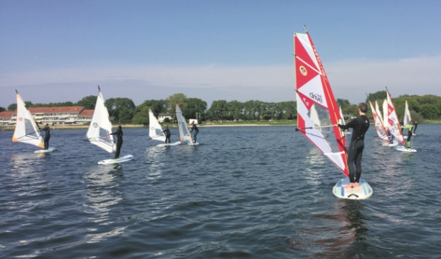 <p>Hollands Kroon is verrast over de inhoud van scenariostudie ‘Amstelmeer Waterrijk’. </p>