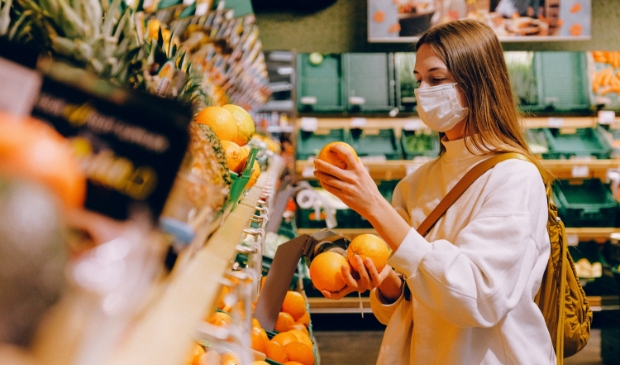 <p>Wie zich goed voorbereid en oplet kan veel geld besparen bij het boodschappen doen.</p>