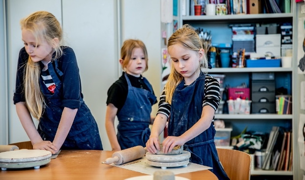 <p>Duik in de wondere wereld van kunst en techniek.</p>