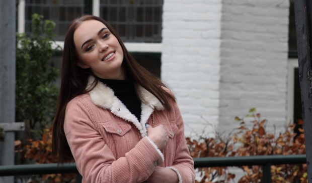 <p>Uitgeestse Britt is te zien en te horen via Spotify en YouTube.</p>
