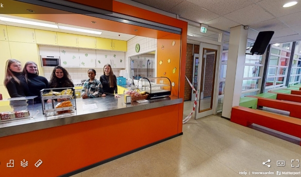<p>Britt, Benthe, Batseba en Nyla uit 4 mavo zijn zelf ook te zien in de door hun gemaakte virtuele rondleiding.</p>