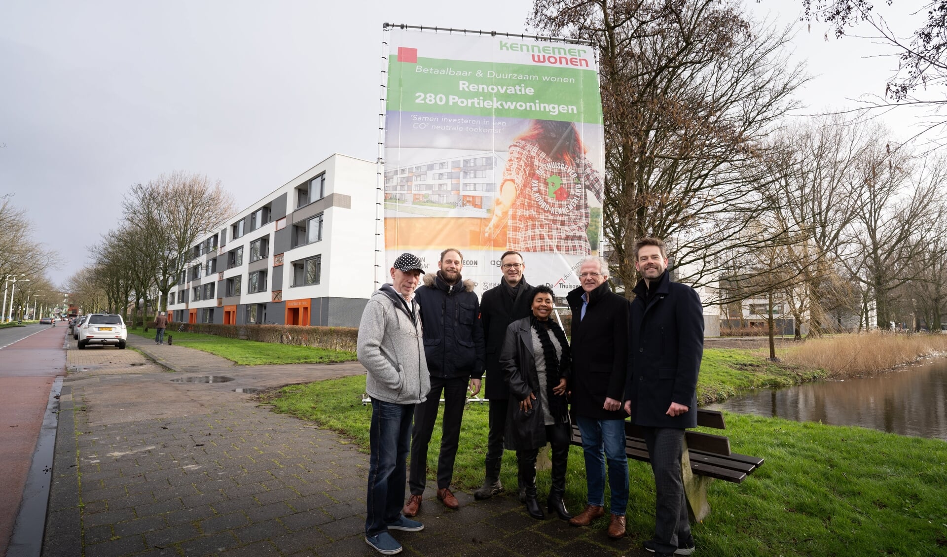 Onthulling bouwdoek Rivierenbuurt.