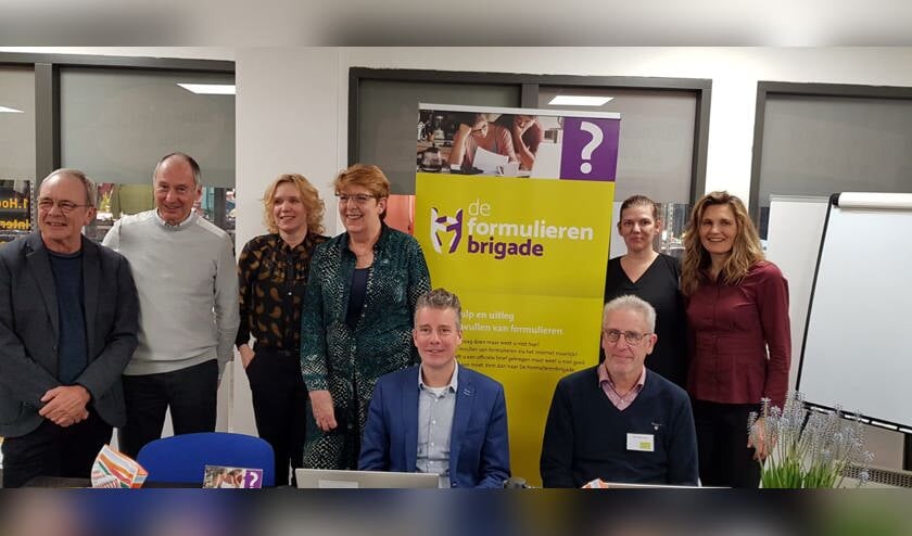 De Formulierenbrigade is een initiatief van VrijwilligersNH, BuroFlo en Bibliotheek Hoorn.