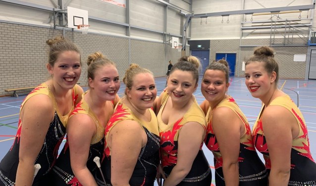 Twirlers van De Boomtoppers.