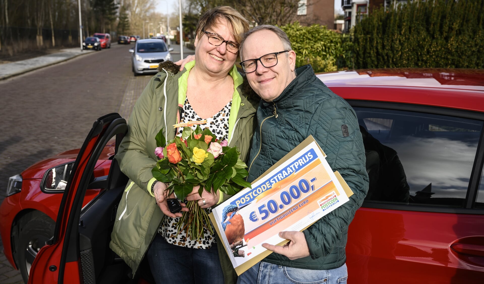 Marco en Linda winnen 50.000 euro en een gloednieuwe auto.