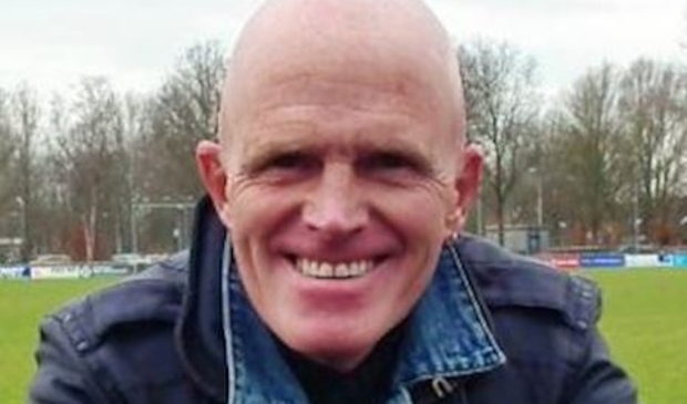 Loek Holvast volgt Jan Sijmen Roos op als trainer van het damesteam.